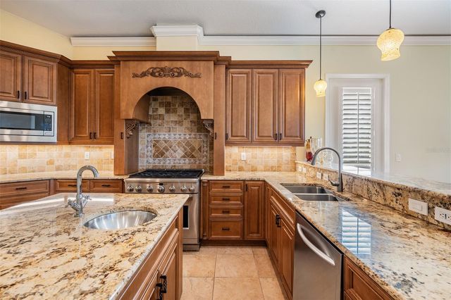 2101 N POINTE ALEXIS DRIVE, Tarpon Springs, FL 34689