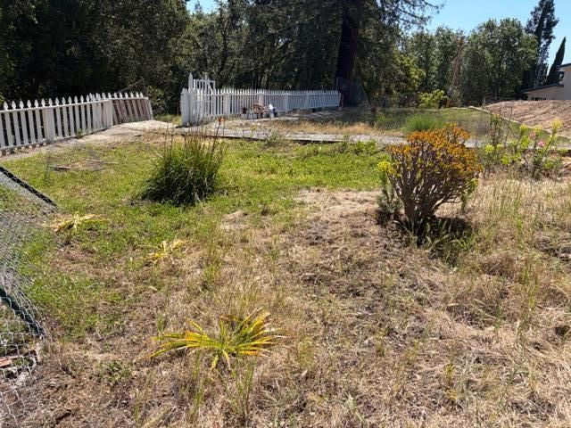 909 Hillcrest Drive, Redwood City, CA 94062