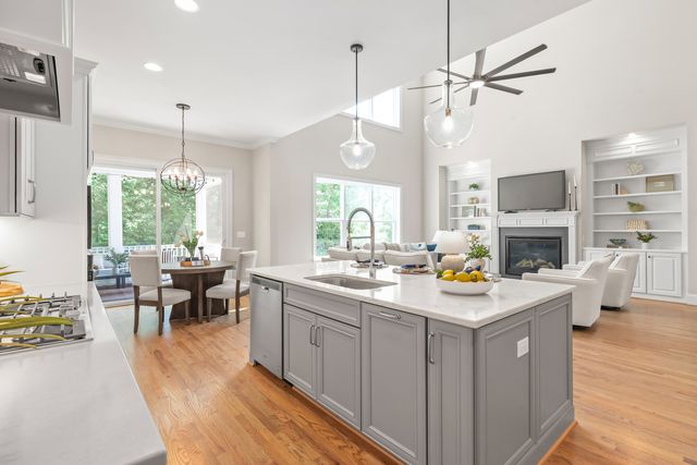 229 S Shore Drive, Belmont, NC 28012