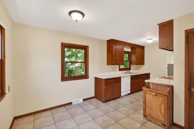 1601 Idaho Avenue S, Saint Louis Park, MN 55426
