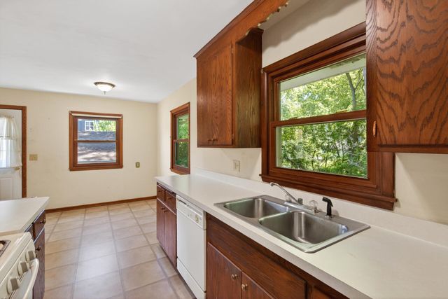 1601 Idaho Avenue S, Saint Louis Park, MN 55426