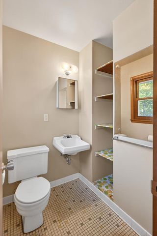 1601 Idaho Avenue S, Saint Louis Park, MN 55426
