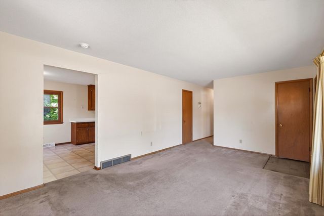 1601 Idaho Avenue S, Saint Louis Park, MN 55426