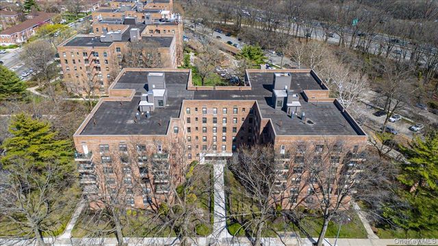 80-35 Springfield Boulevard 6F, Queens Village, NY 11427