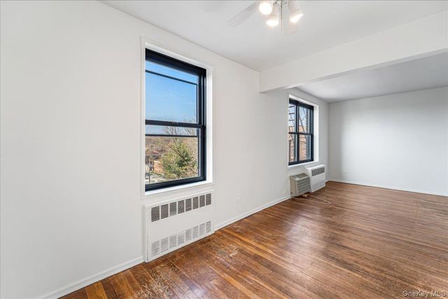 80-35 Springfield Boulevard 6F, Queens Village, NY 11427