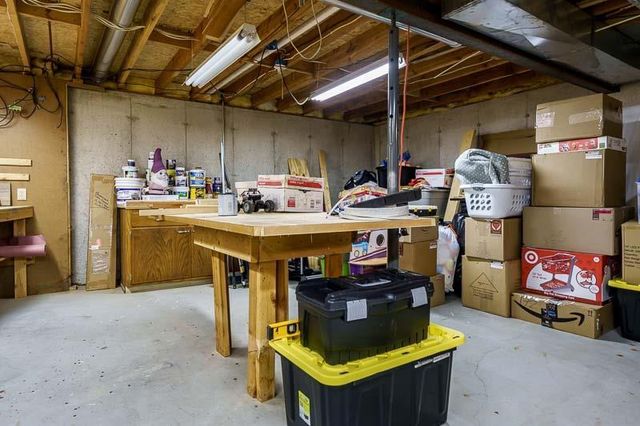 2282 Bootmaker Drive, Beloit, WI 53511