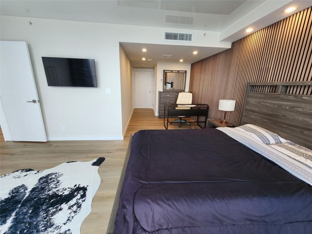 1720 Harrison Street 16B, Hollywood, FL 33020