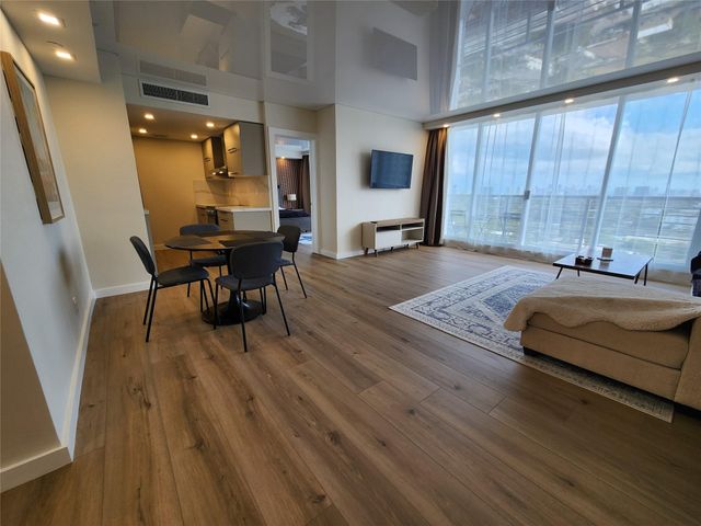 1720 Harrison Street 16B, Hollywood, FL 33020