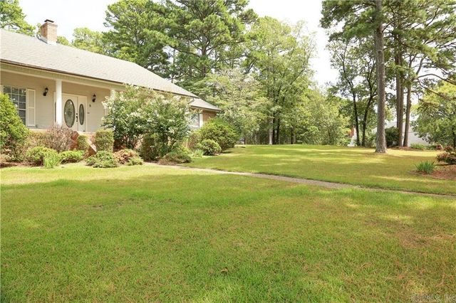 9 Rimrock Rd, Russellville, AR 72802
