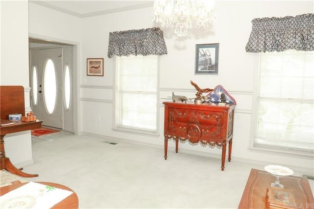 9 Rimrock Rd, Russellville, AR 72802