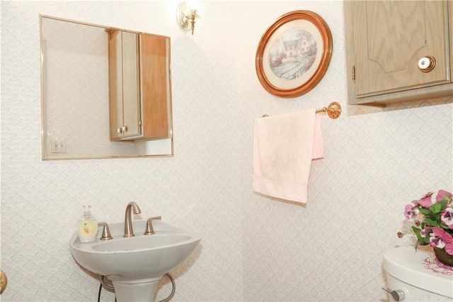 9 Rimrock Rd, Russellville, AR 72802