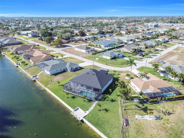 2221 5th PL, Cape Coral, FL 33991