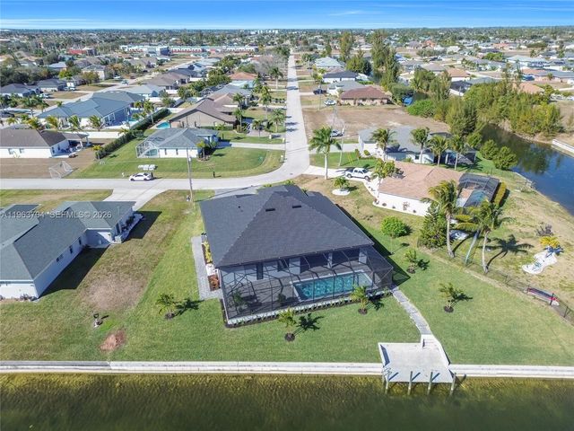 2221 5th PL, Cape Coral, FL 33991