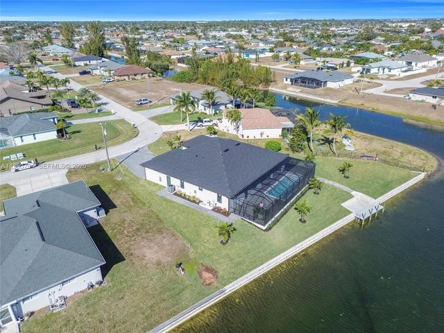 2221 5th PL, Cape Coral, FL 33991