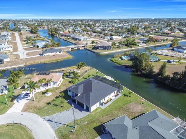 2221 5th PL, Cape Coral, FL 33991