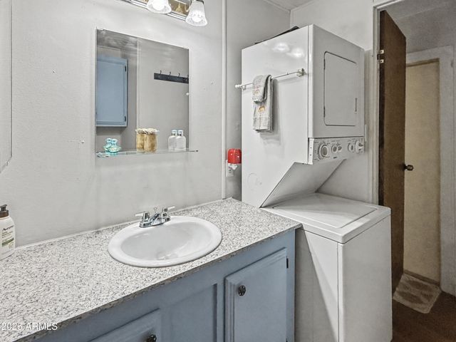 730 S COUNTRY CLUB Drive 56, Mesa, AZ 85210