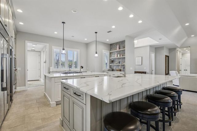 125 S BLVD OF PRESIDENTS, Sarasota, FL 34236