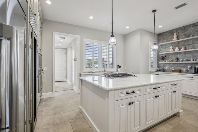 125 S BLVD OF PRESIDENTS, Sarasota, FL 34236