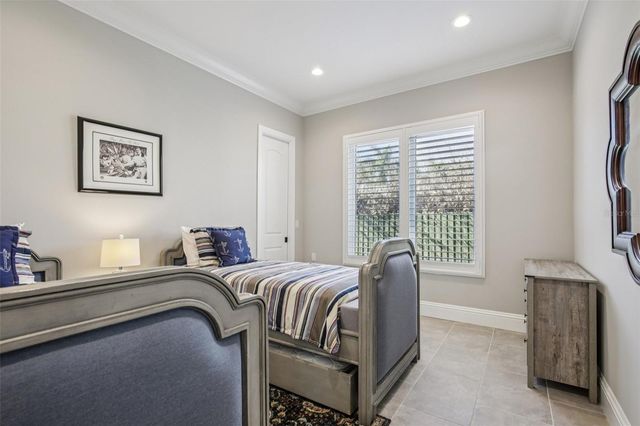 125 S BLVD OF PRESIDENTS, Sarasota, FL 34236