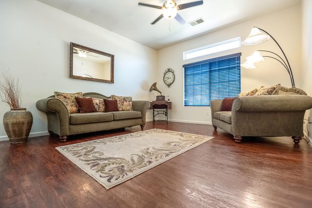 4633 W Cherry Avenue, Visalia, CA 93277