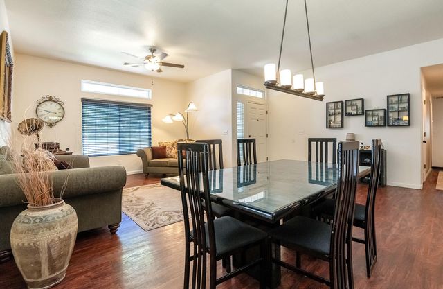 4633 W Cherry Avenue, Visalia, CA 93277