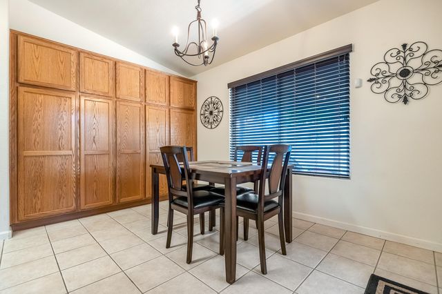 4633 W Cherry Avenue, Visalia, CA 93277