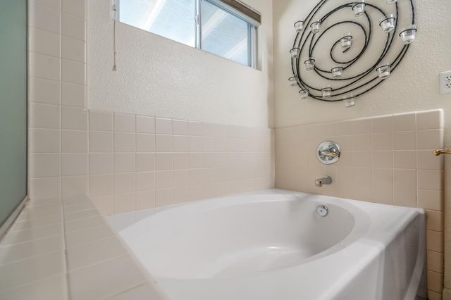 4633 W Cherry Avenue, Visalia, CA 93277