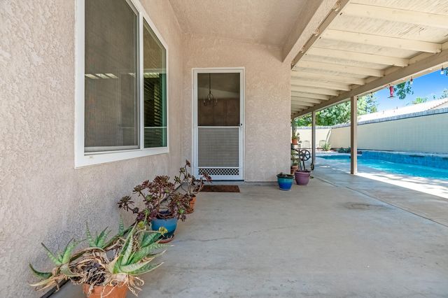 4633 W Cherry Avenue, Visalia, CA 93277