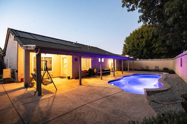 4633 W Cherry Avenue, Visalia, CA 93277