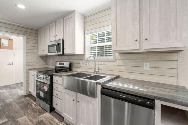 313 Marion Road, Dorchester, SC 29437