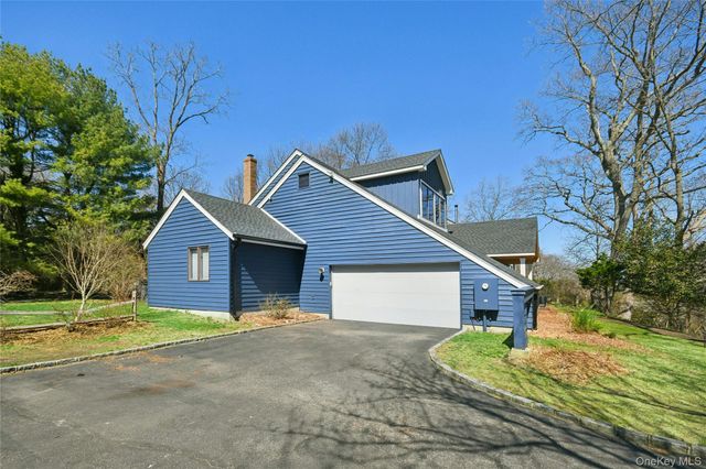 7 Waterview Drive, Port Jefferson, NY 11777