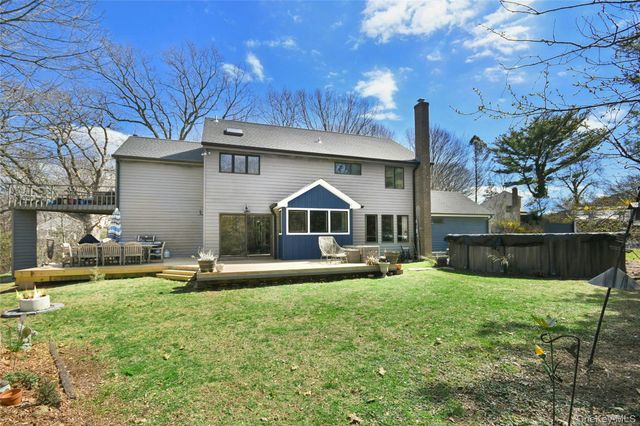 7 Waterview Drive, Port Jefferson, NY 11777