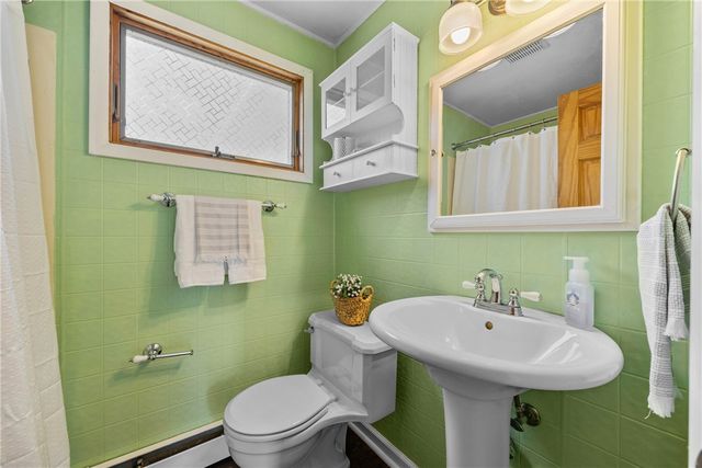 128 University Avenue, Cheektowaga, NY 14043