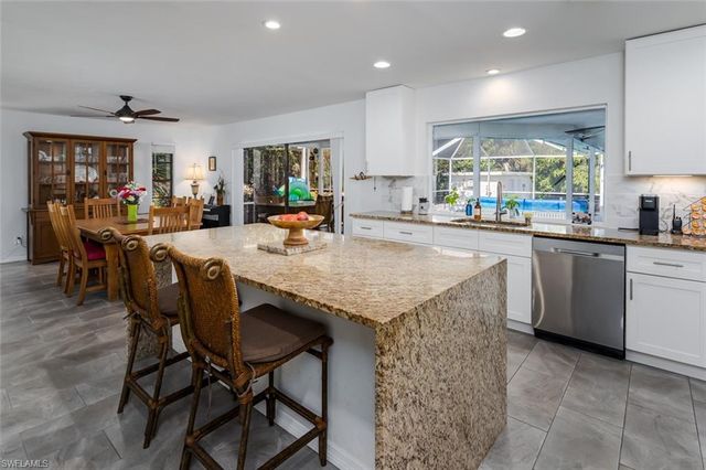 661 E Valley DR, Bonita Springs, FL 34134