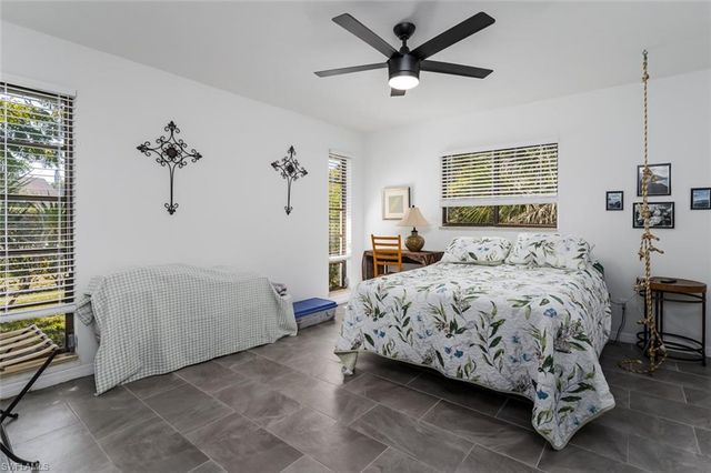 661 E Valley DR, Bonita Springs, FL 34134