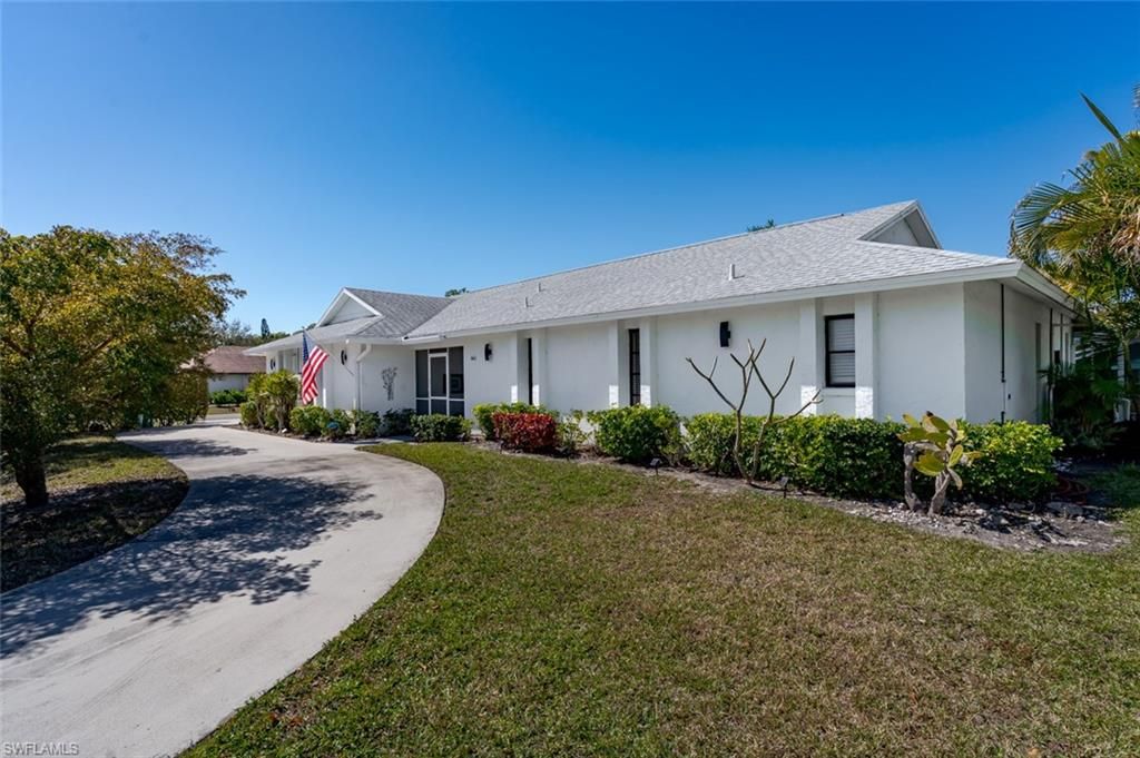 661 E Valley DR, Bonita Springs, FL 34134