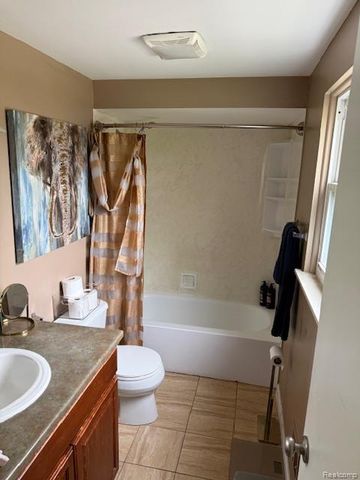 29293 Marshall Street, Southfield, MI 48076