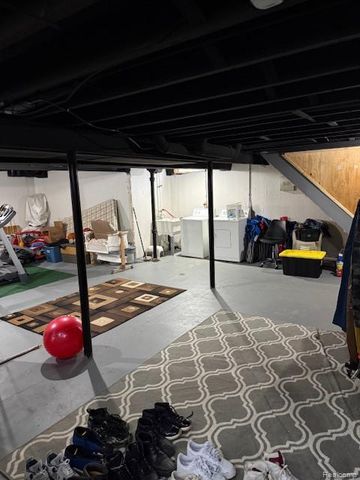 29293 Marshall Street, Southfield, MI 48076