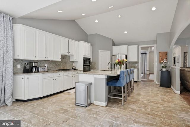 7308 GLENHAVEN DR, Fredericksburg, VA 22407