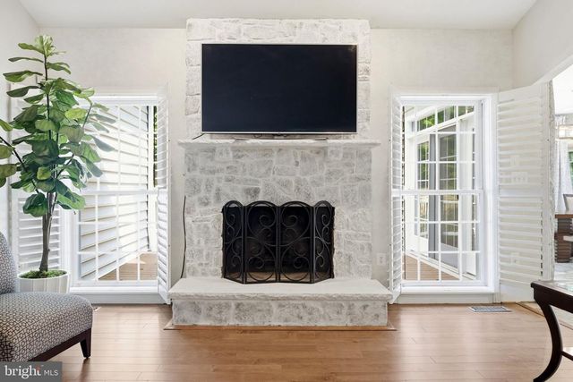 7308 GLENHAVEN DR, Fredericksburg, VA 22407