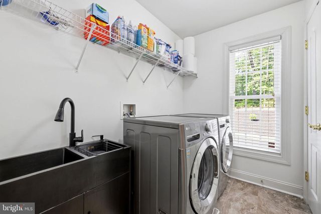 7308 GLENHAVEN DR, Fredericksburg, VA 22407