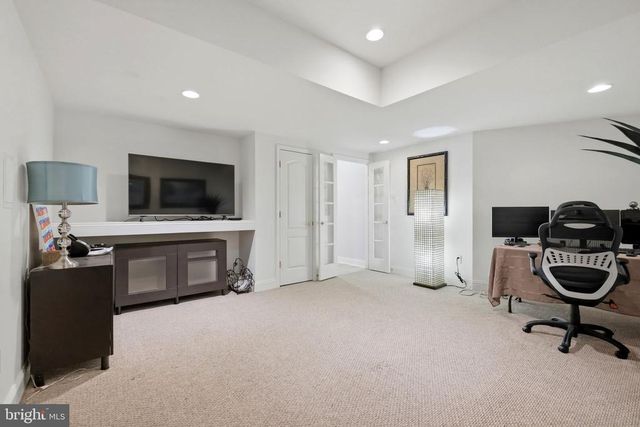 7308 GLENHAVEN DR, Fredericksburg, VA 22407