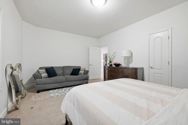 7308 GLENHAVEN DR, Fredericksburg, VA 22407