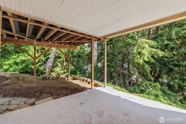 11954 Exeter Avenue NE, Seattle, WA 98125