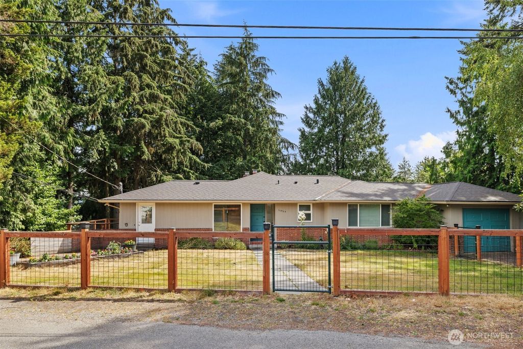 11954 Exeter Avenue NE, Seattle, WA 98125