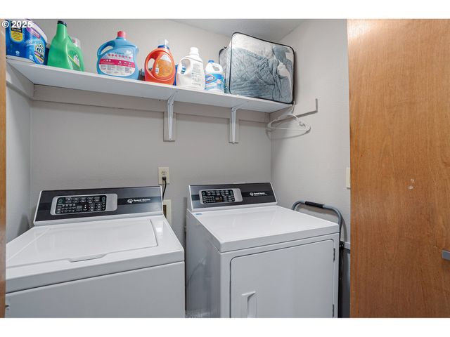 20168 Sw TILLAMOOK Ct, Tualatin, OR 97062