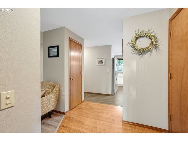 20168 Sw TILLAMOOK Ct, Tualatin, OR 97062