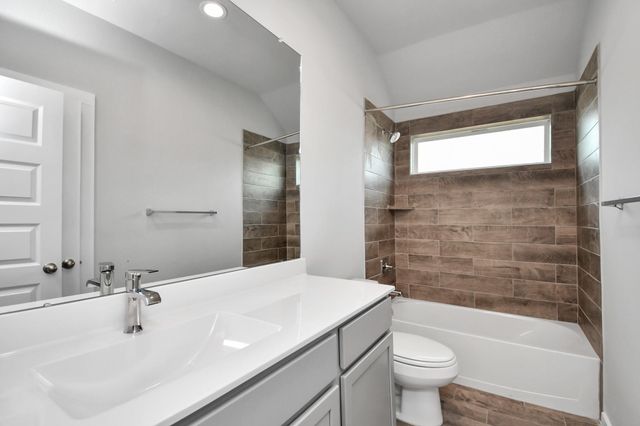 14623 Diamond Dove Lane, Houston, TX 77049