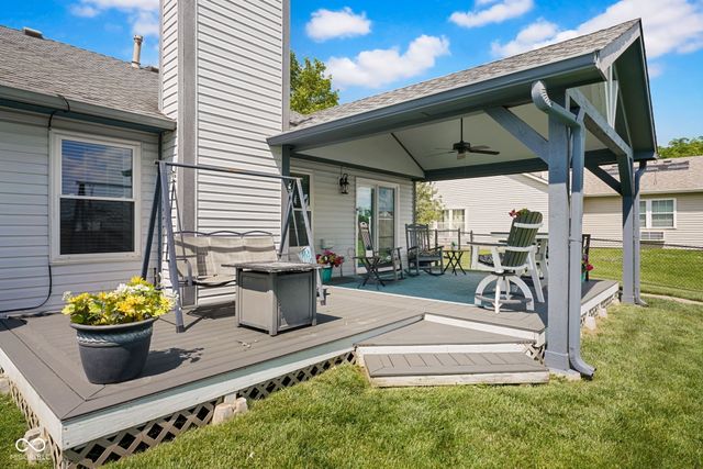 1045 Pin Oak, Mooresville, IN 46158