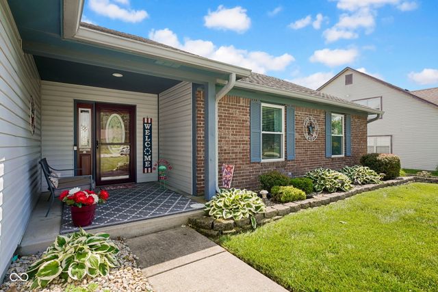 1045 Pin Oak, Mooresville, IN 46158